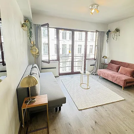 Bright And Central Antwerp Apartments Exterior photo