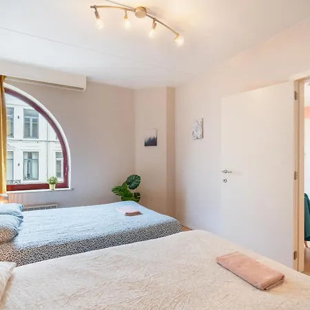 Bright And Central Antwerp Apartments Exterior photo